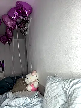 karrr  aaa online show from December 14, 10:15 pm