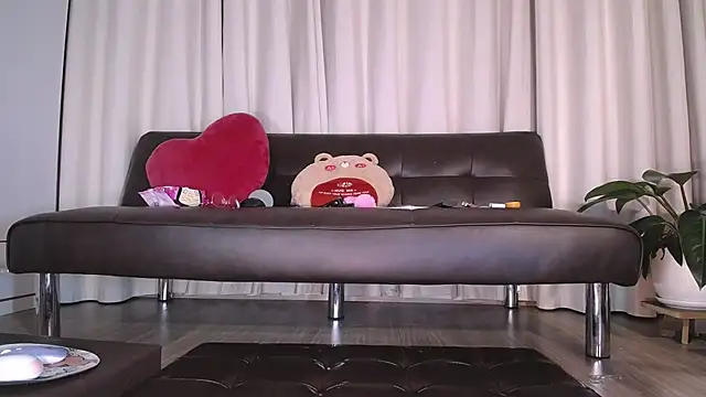 Liz Hu online show from September 11, 4:29 pm