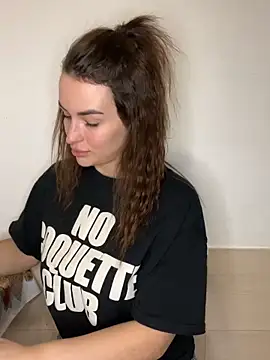 MandiBrooks online show from February 11, 5:03 pm