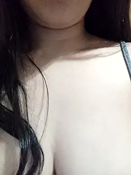 Snapshot of AsilAbid chatting on September 30, 8:09 am AsilAbid online show from September 30, 8:09 am