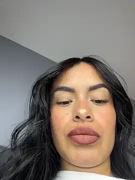 Melissa coch online show from June 11, 3:09 pm