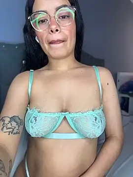 Melissa coch online show from July 24, 4:16 pm