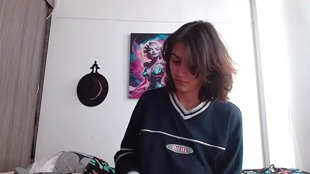 Crystal Star  online show from April 2, 2:14 pm