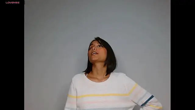 Gia Lee online show from February 17, 3:06 am