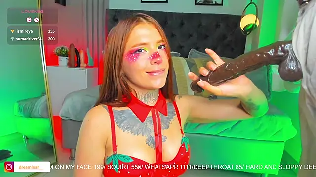 dreamleah  online show from November 3, 6:39 am