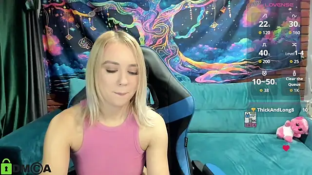 CrystalGirl99 online show from December 5, 8:25 am