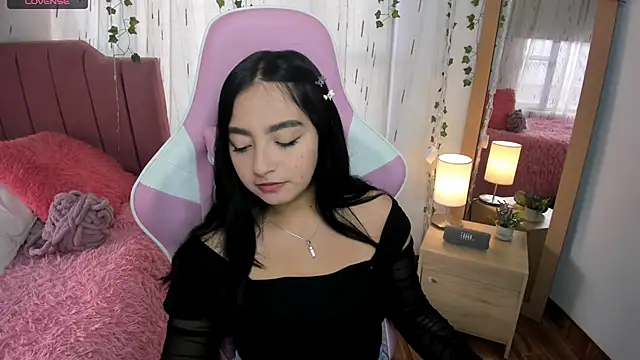 Aurora duval online show from November 17, 8:42 pm