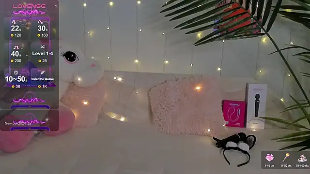 BlackyLii online show from December 15, 1:44 am