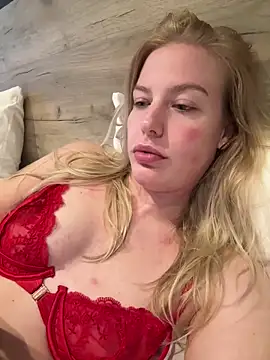 Chloemillerrxx online show from September 21, 5:44 pm