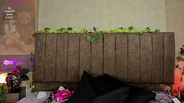 LanaMills  online show from March 30, 8:58 am