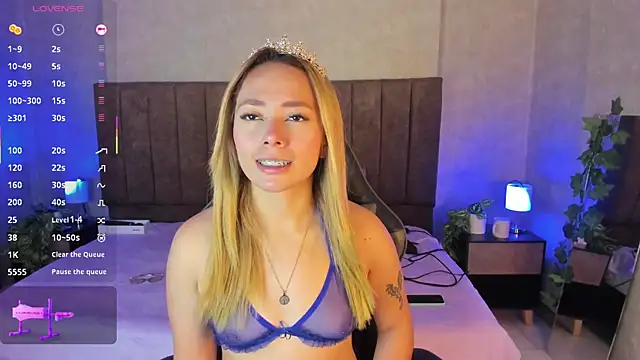 LanaMills  online show from November 30, 4:38 am