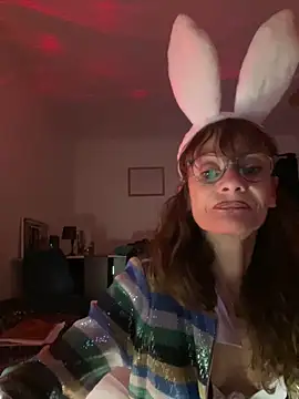 Chris06d22xh online show from April 3, 11:47 pm