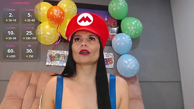 CharlotteCottin online show from October 31, 11:47 am