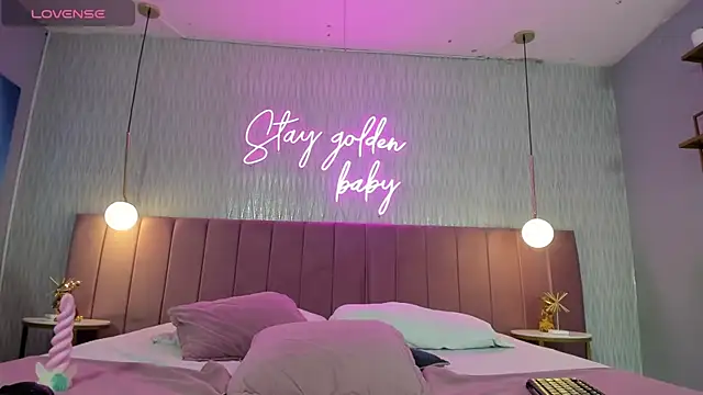 HANNA BASTIAN VC online show from November 21, 12:18 pm