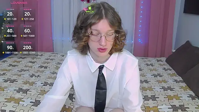 Masuzy online show from December 15, 11:37 am