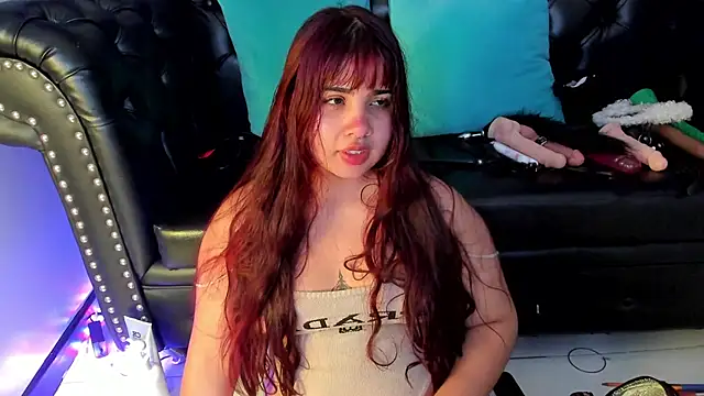 Zara Snow online show from April 28, 1:14 am