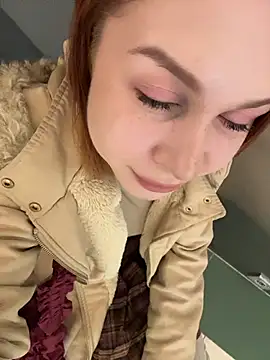 RosieSecret online show from March 15, 8:05 am