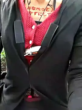 pink-mai online show from November 21, 11:40 pm