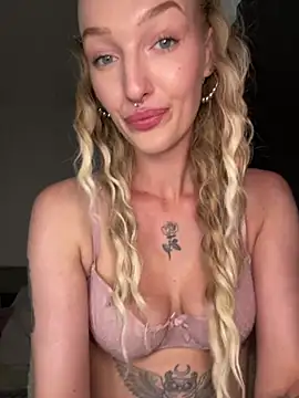 lovecassyrose online show from July 17, 6:51 am