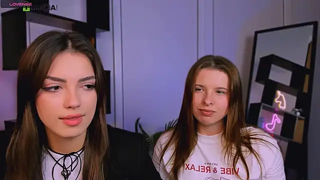 rose style online show from September 29, 7:19 pm