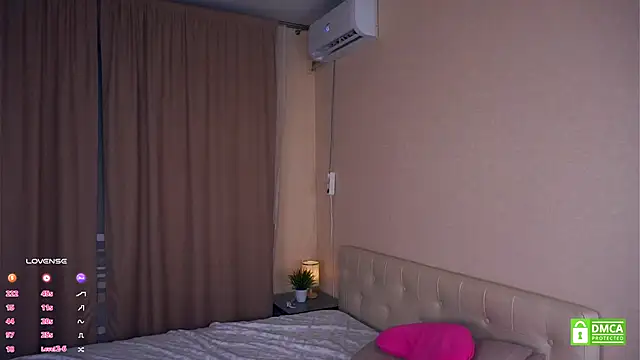 Snapshot of NguyetHankey chatting on September 20, 4:05 pm NguyetHankey online show from September 20, 4:05 pm