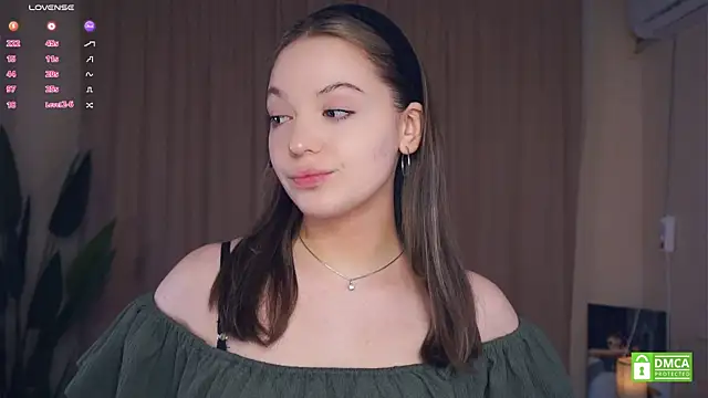 Snapshot of NguyetHankey chatting on October 7, 3:05 pm NguyetHankey online show from October 7, 3:05 pm