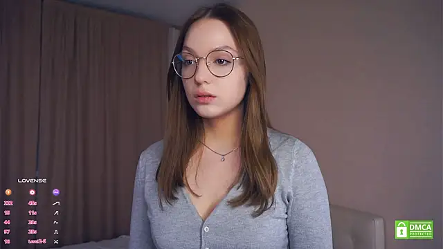 Snapshot of NguyetHankey chatting on September 19, 3:33 pm NguyetHankey online show from September 19, 3:33 pm