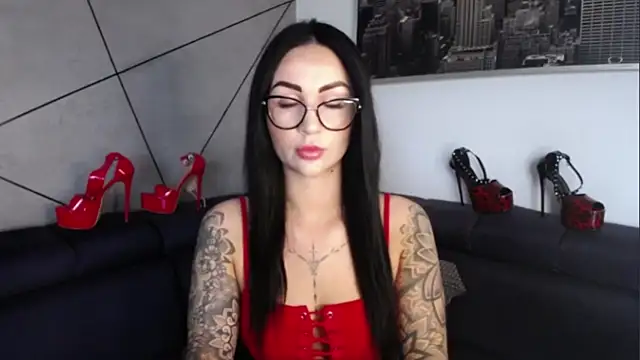 Snapshot of Fayestrip chatting on September 28, 2:33 pm Fayestrip online show from September 28, 2:33 pm