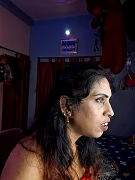 Love Beauty01 online show from May 30, 6:27 pm