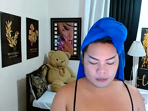 TSbrianaHugeCock online show from March 14, 1:56 pm