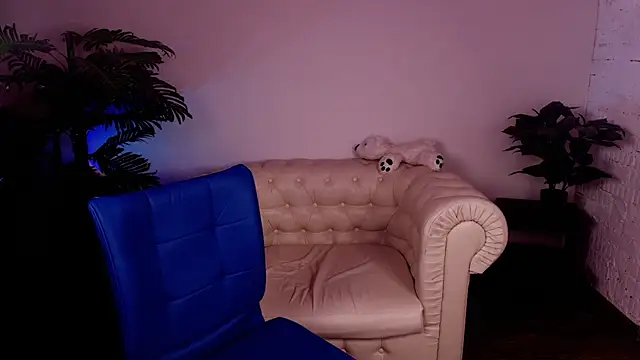 Dark Moni online show from April 4, 2:54 am