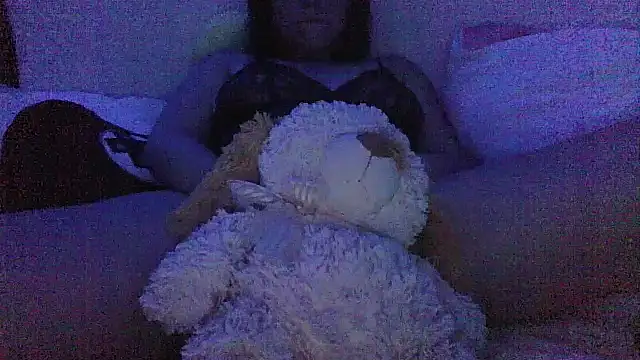 jenmarquez  online show from October 27, 5:36 am