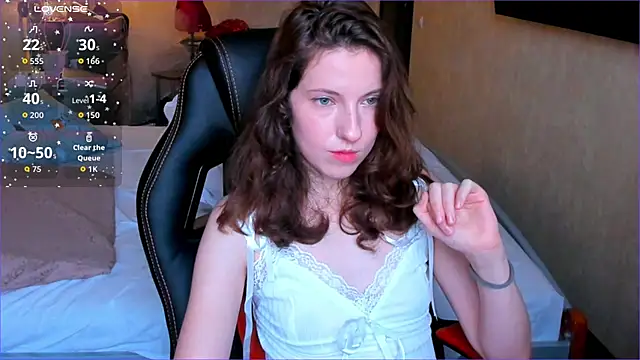 Agata in Wonderland online show from November 6, 11:16 am