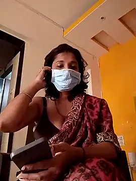 Love Foreverr12 online show from November 25, 6:26 am