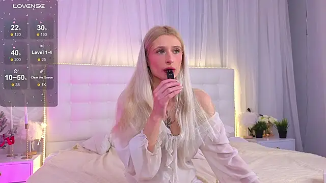 Monica Leen online show from January 11, 6:29 am