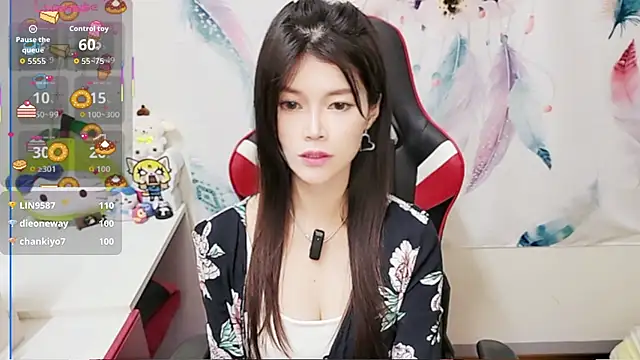 Alina10932 online show from November 20, 10:38 am