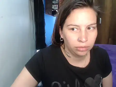 cloequeen15 online show from March 21, 3:06 pm