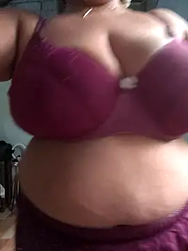 Snapshot of lady_rosie chatting on October 18, 6:05 am lady rosie online show from October 18, 6:05 am