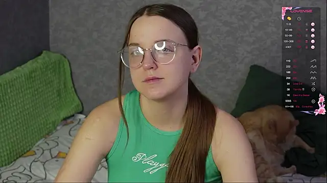 Violetwin online show from March 12, 6:10 pm