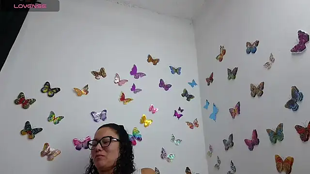 TifanyQueen  online show from July 28, 3:08 pm