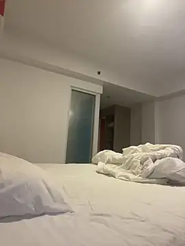 cherryrosealiee online show from April 8, 10:39 am