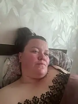 SunnyLeila2101 online show from May 5, 4:21 pm