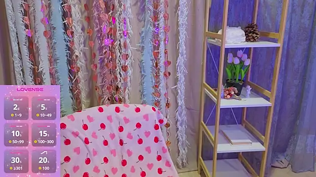 Luisa Rosee online show from December 5, 9:27 pm