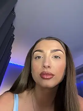 ellariverss online show from July 15, 2:05 am