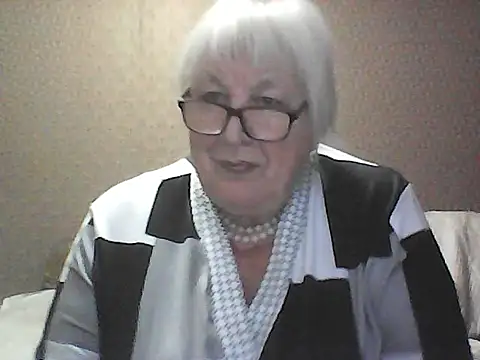 Alexia64231 online show from September 23, 6:50 pm