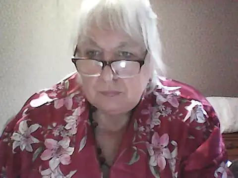 Alexia64231 online show from September 9, 1:33 pm