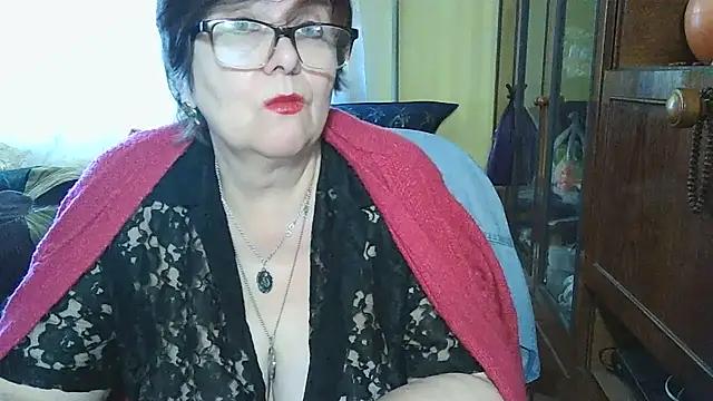 VeronicaGold511 online show from January 17, 9:39 am