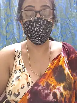 sweet-lotus online show from May 18, 6:47 pm