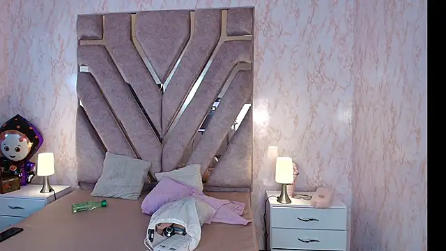 redd pandaa online show from October 30, 4:26 am