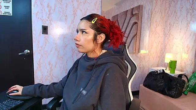 redd pandaa online show from February 1, 3:27 am